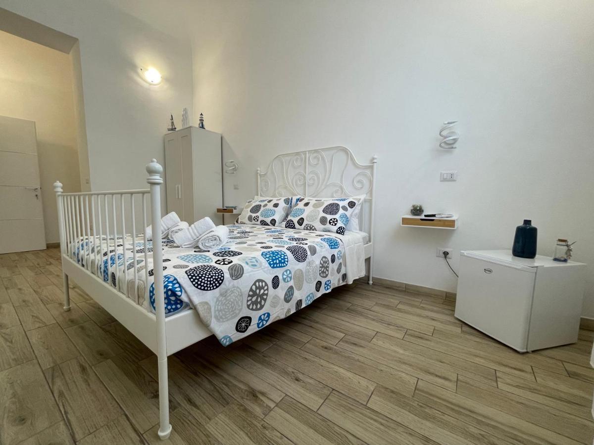 White Shell Rooms Альгеро Экстерьер фото